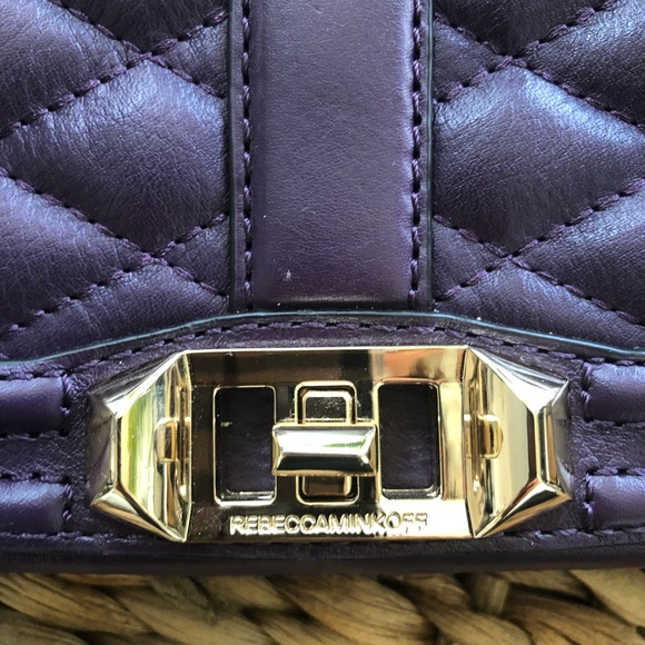 REBECCA MINKOFF LOVE CLUTCH/GOLD CHAIN SH. BAG - Picture 2 of 7